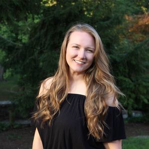 Meet your Posher, Caitlin